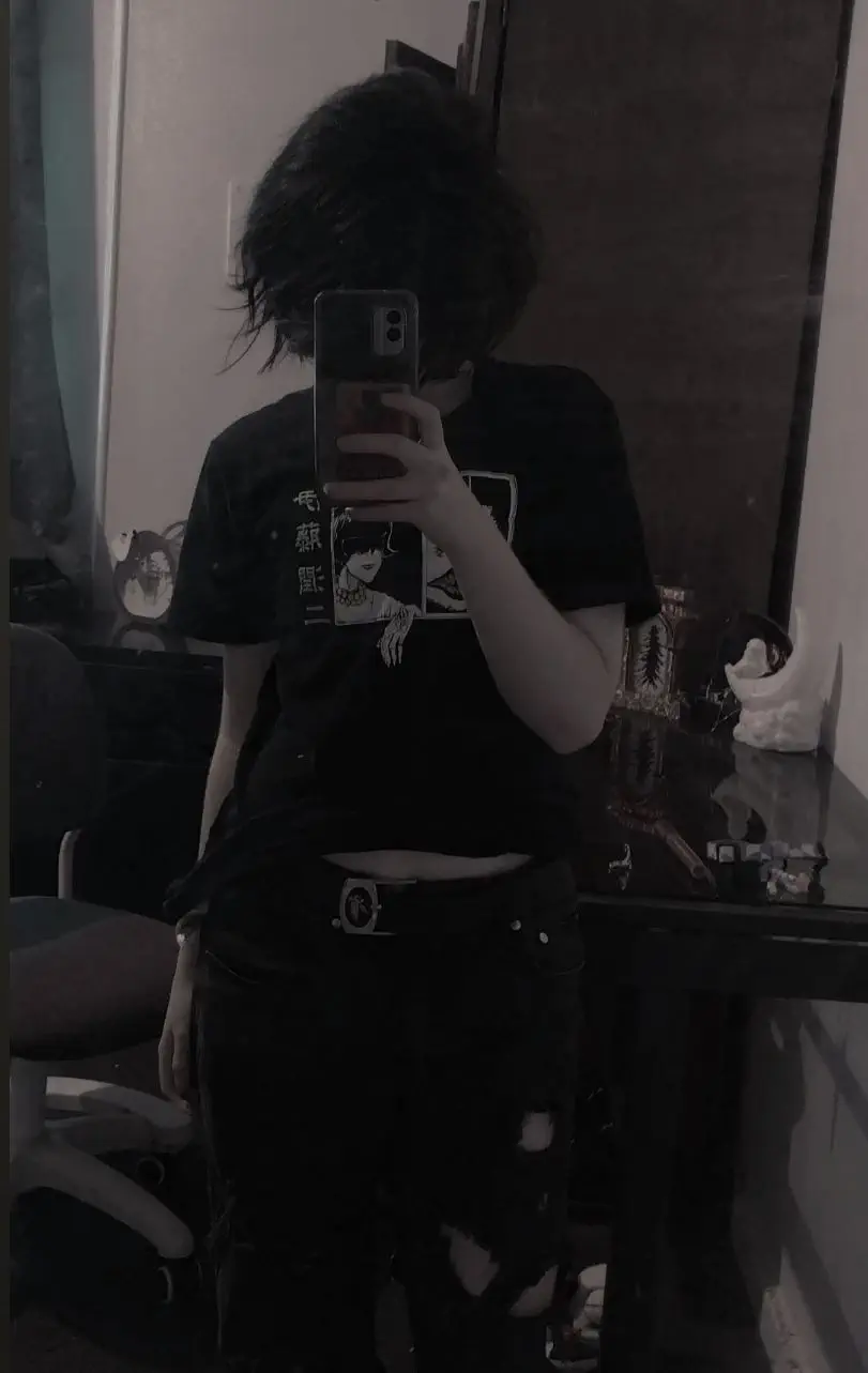 Grunge Boy Hair in Black to White